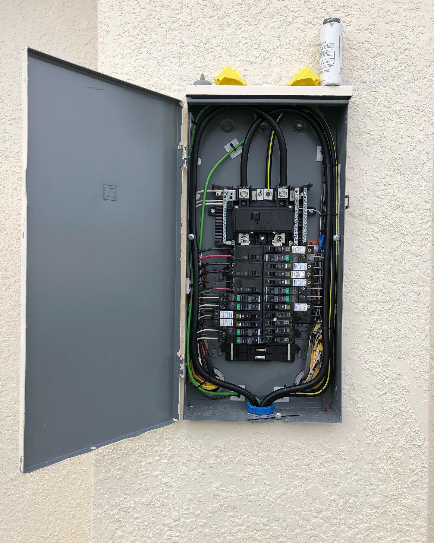 Download free bootstrap 4 landing page, free boootstrap 4 templates, Download free bootstrap 4.1 landing page, free boootstrap 4.1.1 templates, meyawo Landing page